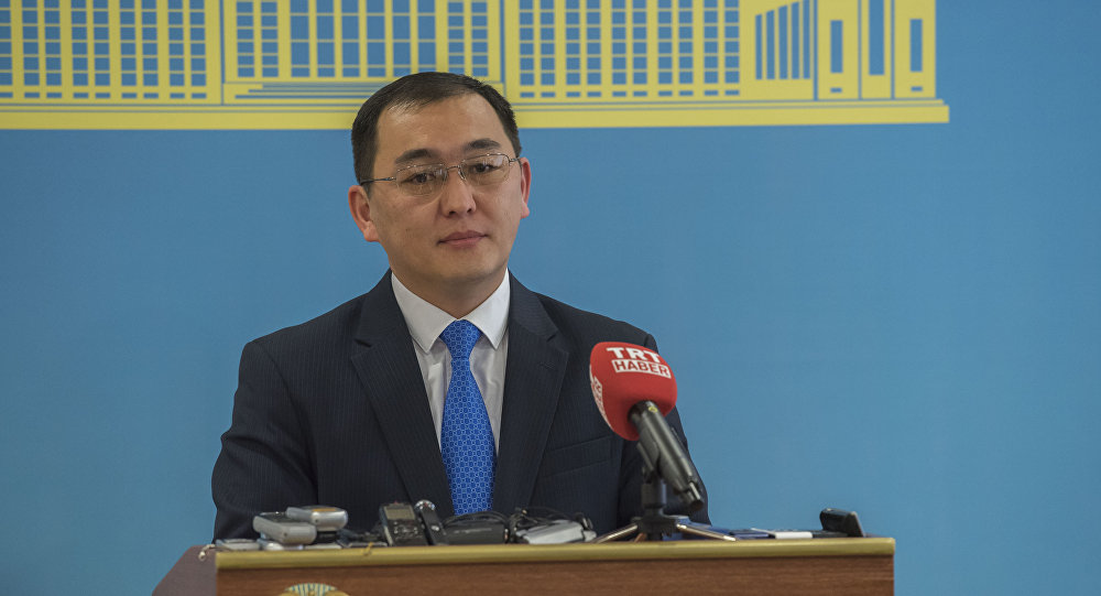 Айбек Смадияров: Қытайда қалған қазақтар мәселесіне қатысты Пекинмен жұмыстар жүргізіп жатырмыз