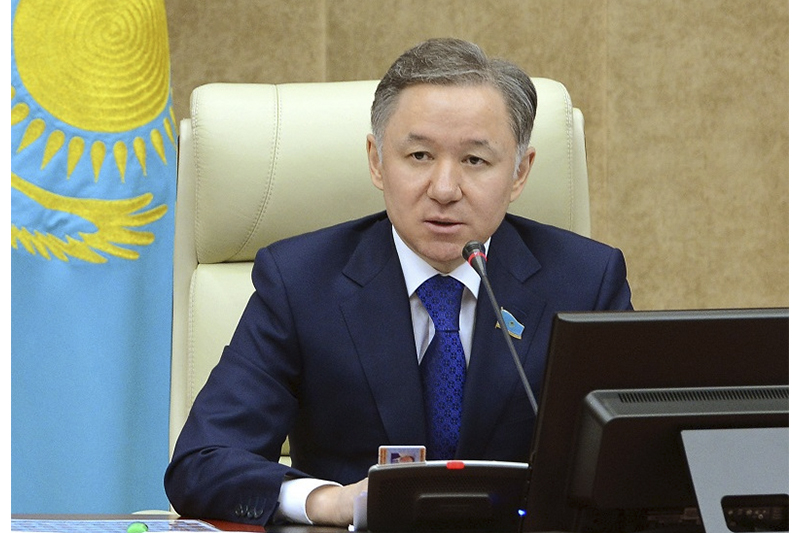 Парламент депутаттары халықпен кездесу үшін Арысқа аттанды