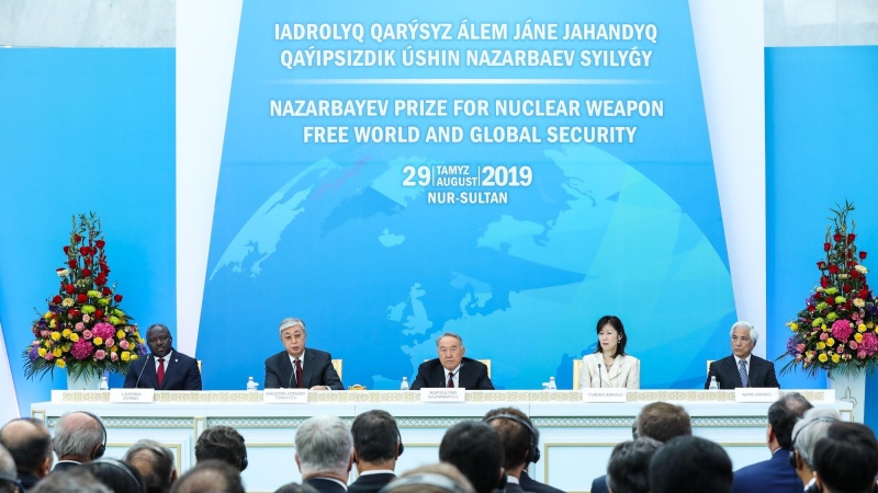Назарбаев: Ядролық қарудан өз еркімен бас тарқан елге қауіпсіздік кепілі берілуі тиіс