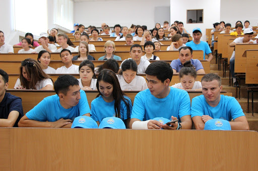 ҚАЗАҚСТАНДЫҚ ЖОО-да БІЛІМ АЛУҒА ҮМІТКЕР ҚАНДАСТАРҒА НҰСҚАУЛЫҚ